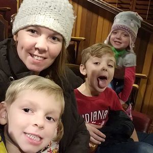 Meet your Posher, Mandy